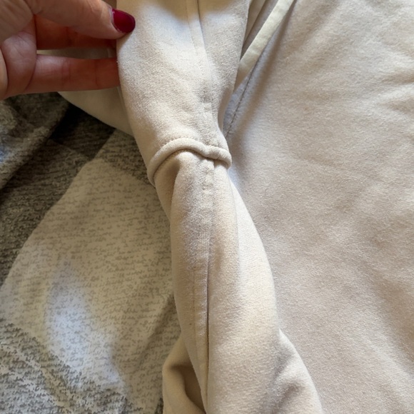 LULULEMON LOUNGEFUL HR WIDE LEG CROP - Picture 5 of 6